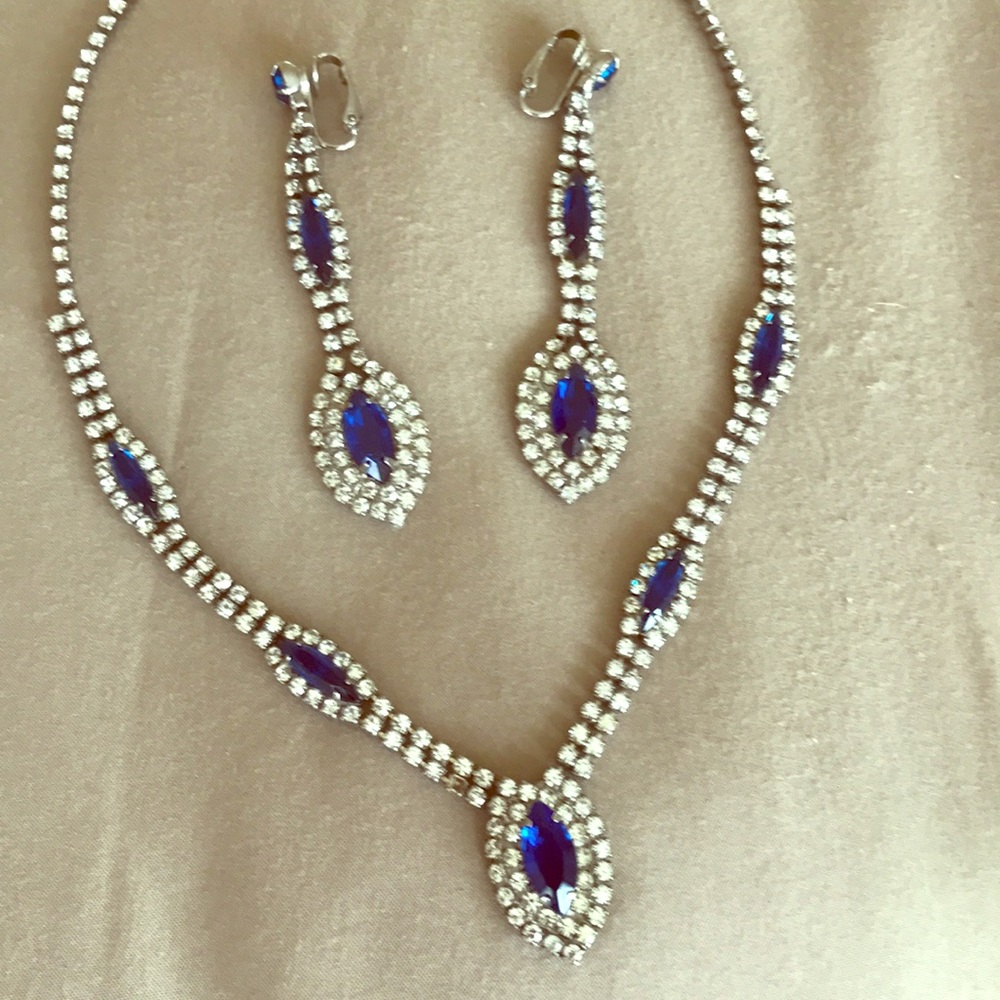 Vintage 80s Rhinestone Necklace & Earring Set
